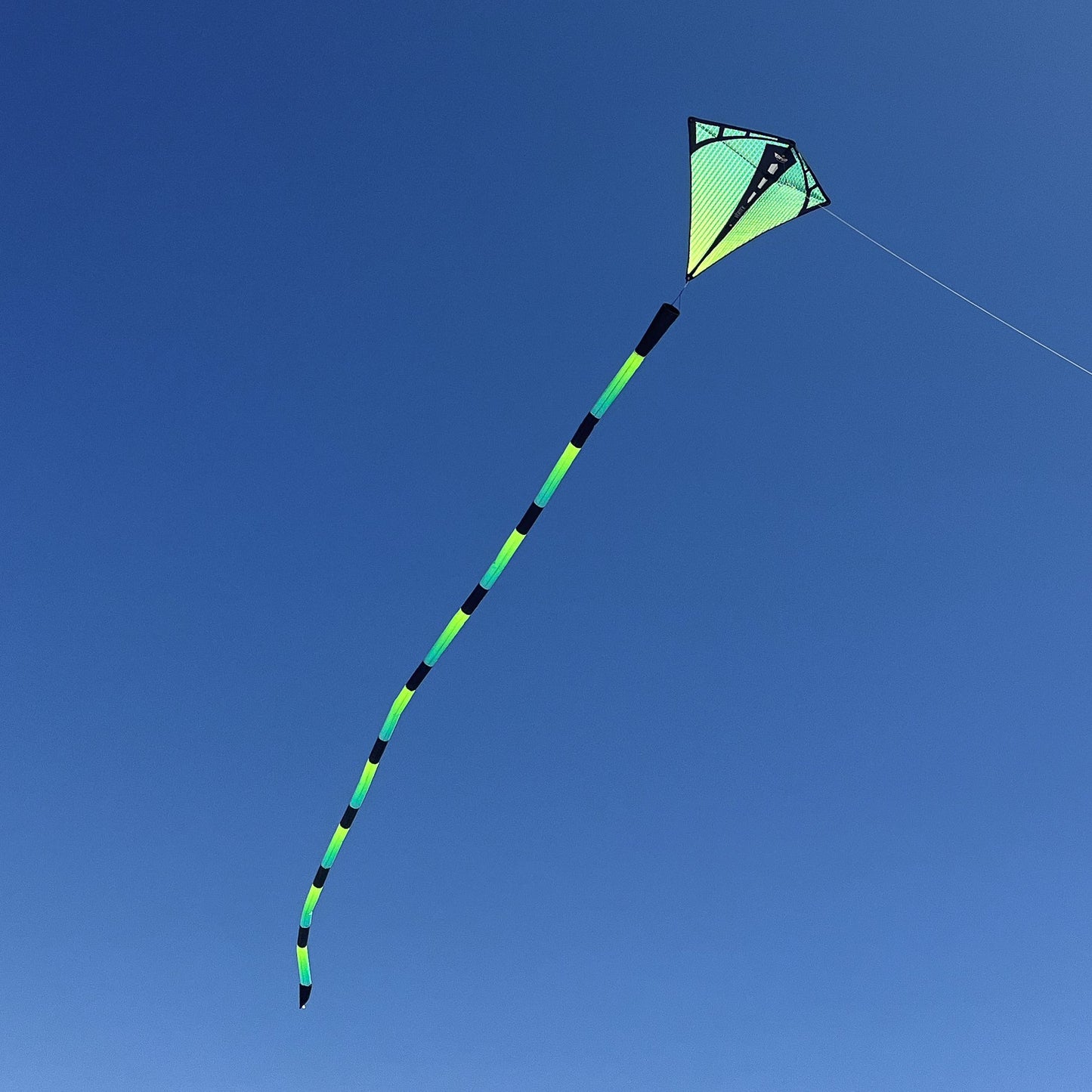 Aurora Tube Tail